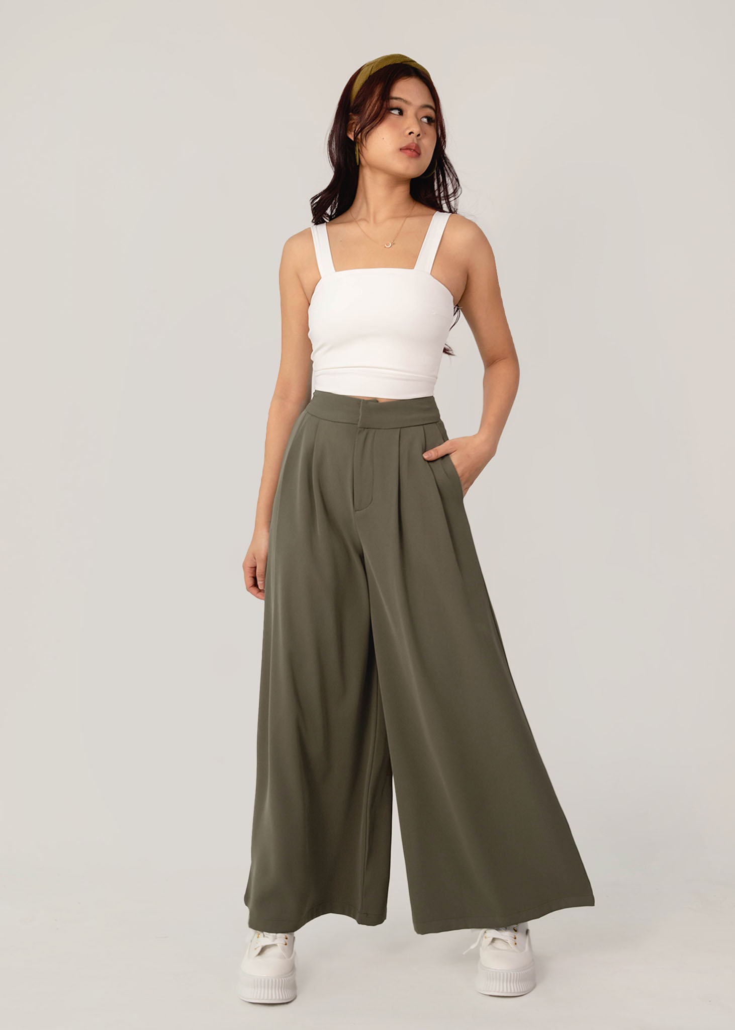 Sway By Wide Legged Pants in Army Green | 6STYLE