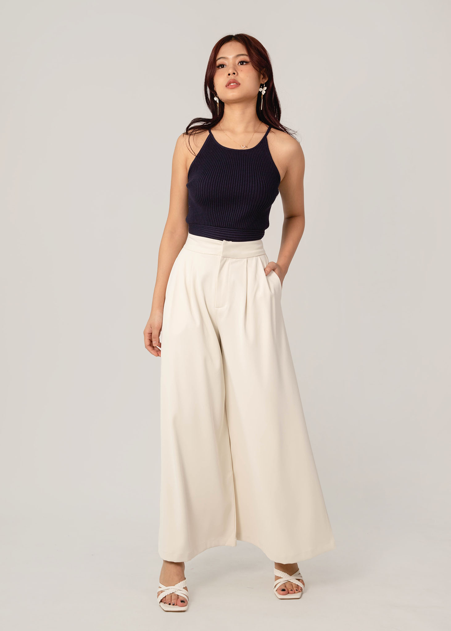 【MODERNIF】Solve Cream Semi-Wide Pants MODERNIF】Solve Cream Semi-Wide Pants Cream Contrast