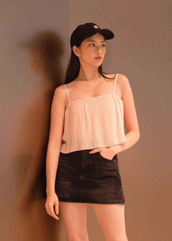 Blossom Pleated Top In Baby Pink