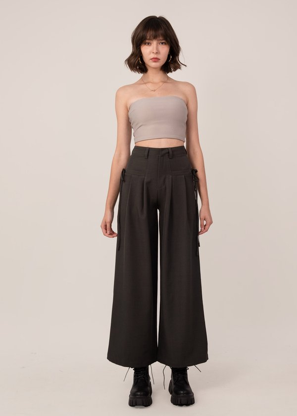 Wear with Style Wide Legged Pants in Forest Black