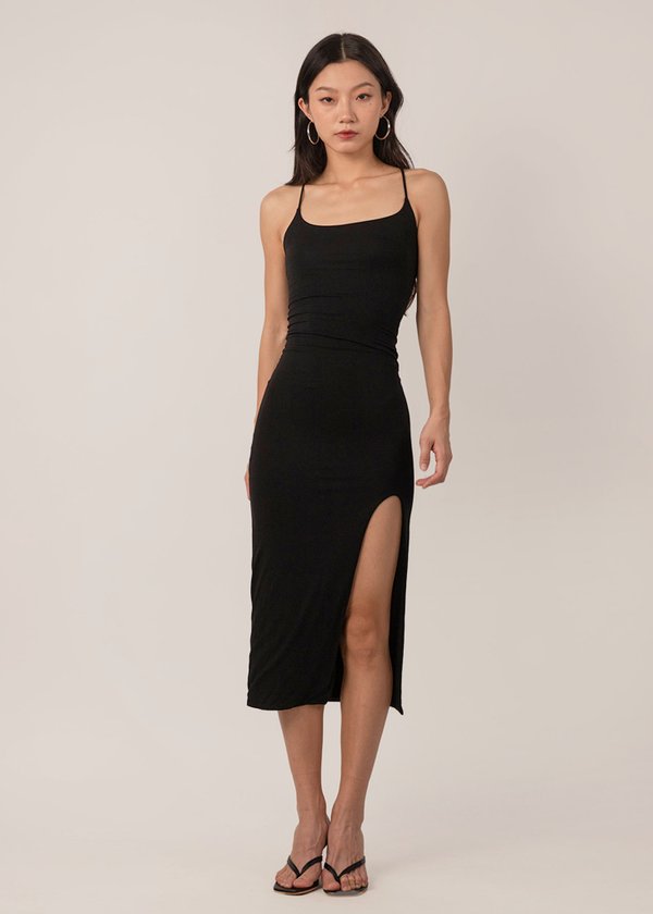 Embrace the Curves Criss Cross Maxi Dress in Black