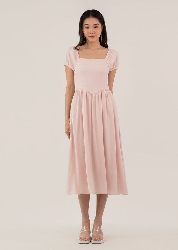 Queen of Hearts Puffy Dress in Soft Pink