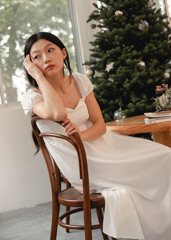 Ethereal Elegance Midi Dress in White 