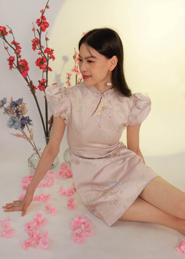 Blessings Puffy Sleeves Mini Qi Pao Dress in Pink