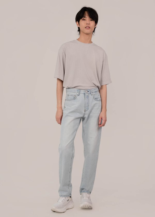 (MEN'S) Couture Classic Jeans in Light Wash