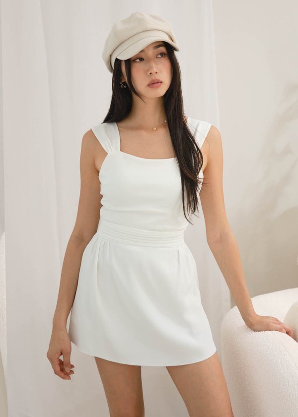 Love Wishes Pleated Skorts in White