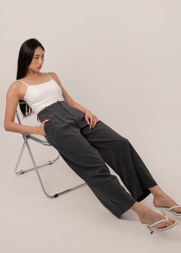 Level Up High-Waisted Pants in Graphite