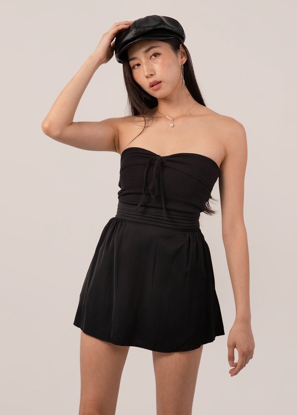 Love Wishes Pleated Skorts in Black