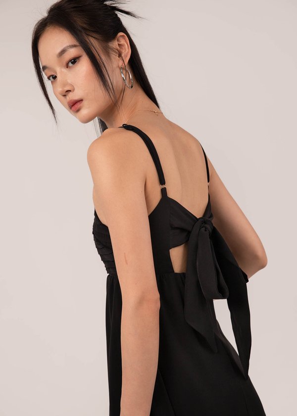 Perfect Angle Ruched Dress in Black