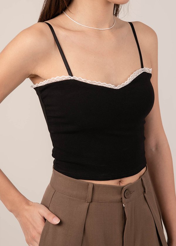 New Found Love Sweetheart Colorblock Top in Black 