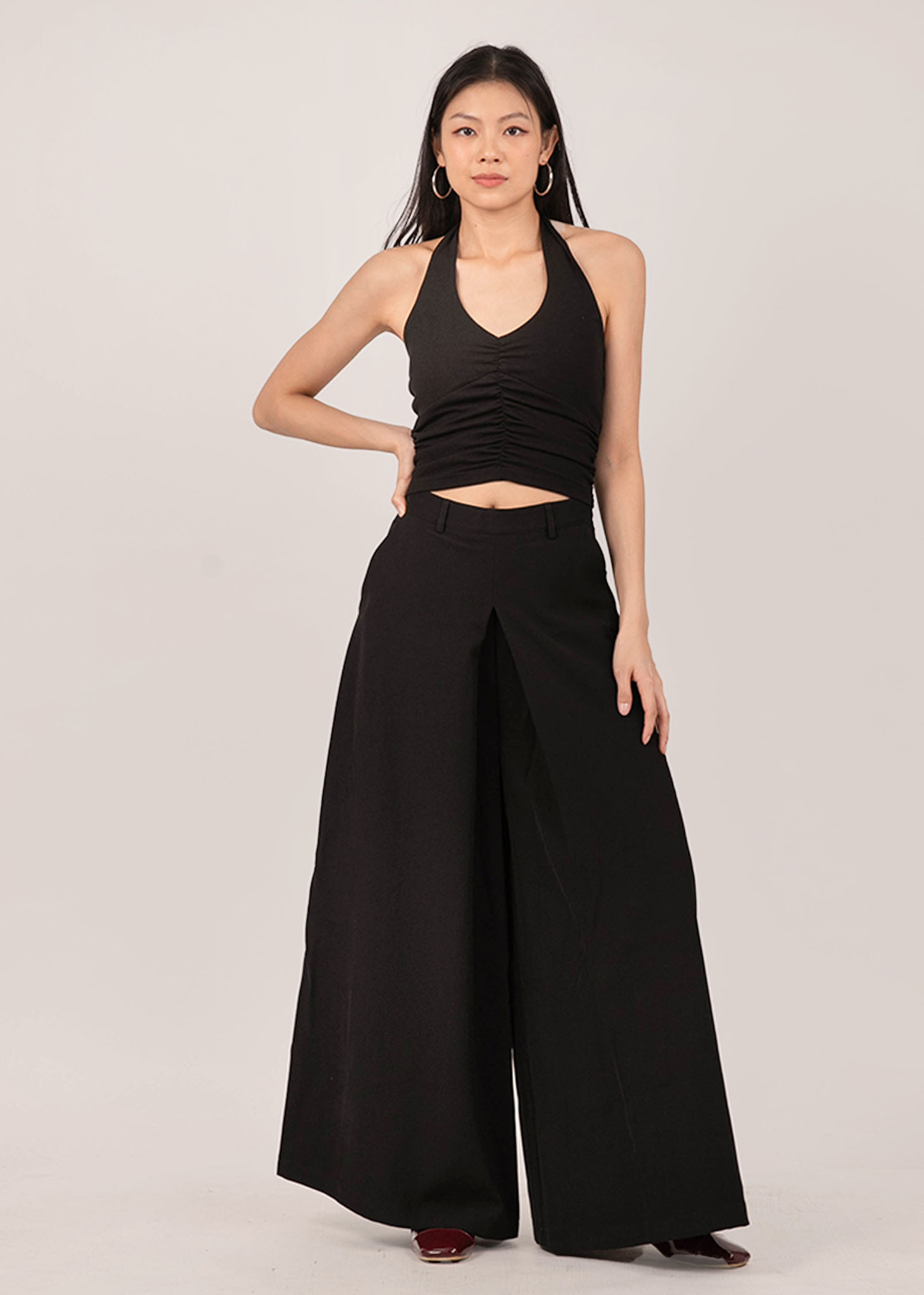 Dream Walker Palazzo Pants in Black | 6STYLE