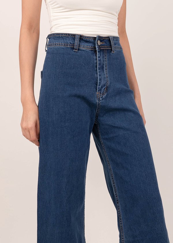 Heightened Highwaisted Jeans in Dark Demin