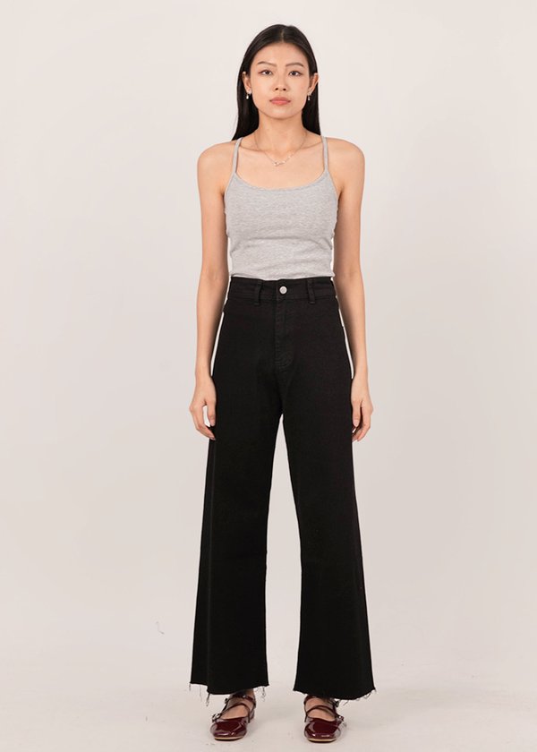 Heightened Highwaisted Jeans in Black