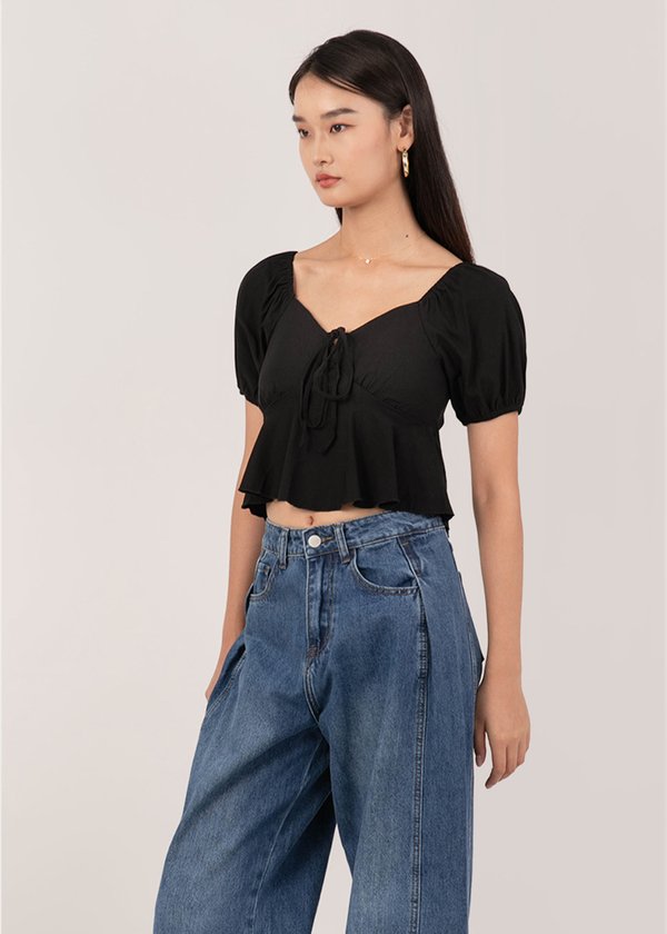 Bubble Pop Puffy Sleeve Top in Black