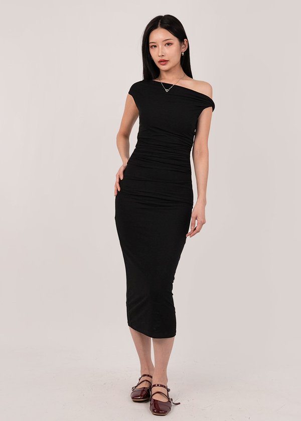 Stellar Twisted Knot Midi Dress in Black