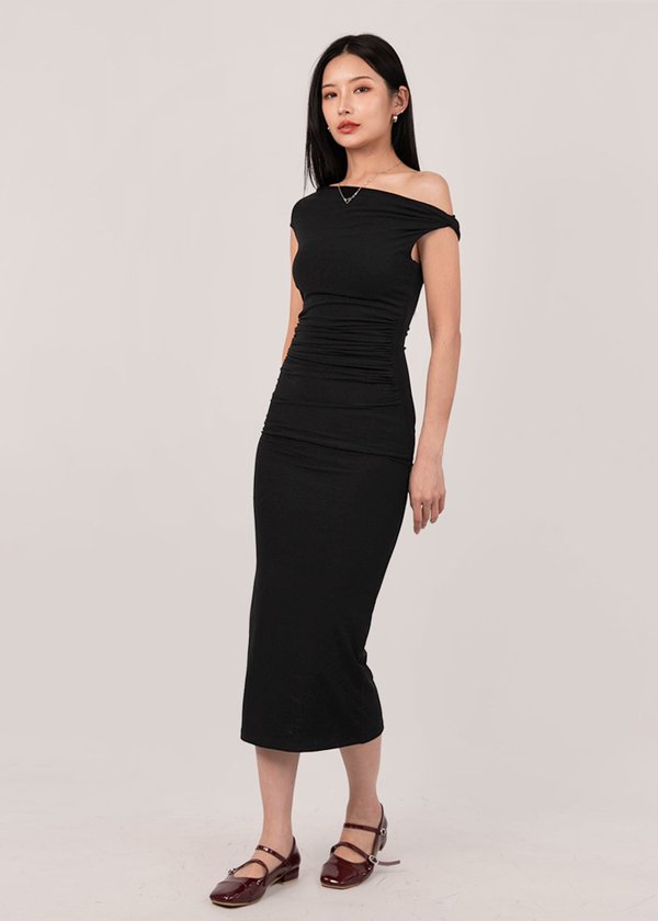 Stellar Twisted Knot Midi Dress in Black