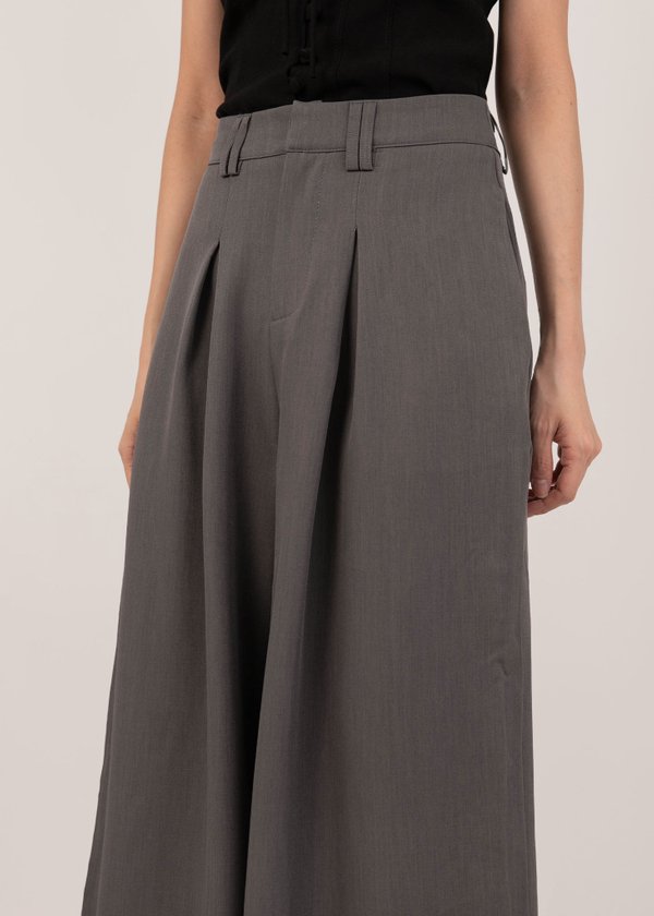 Freeform Wide Legged Trousers in Carbon Grey