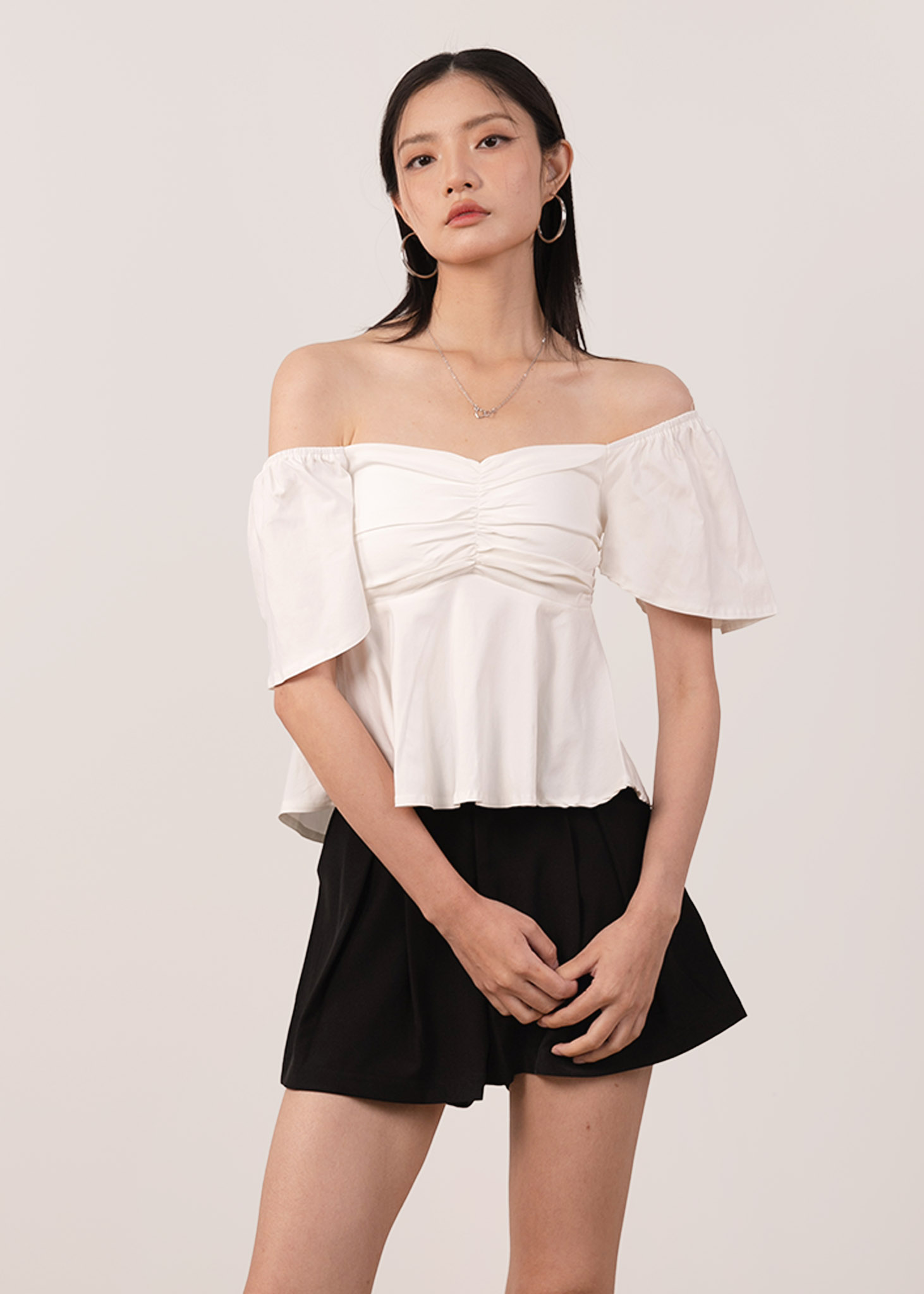 Esme Flutter Sweetheart Top in White | 6STYLE
