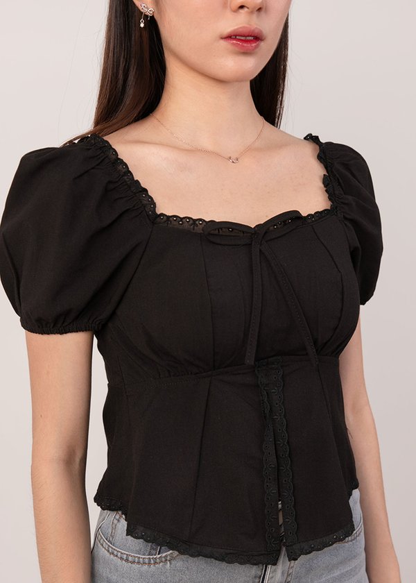Moonbeam Puffy Sleeve Top in Black