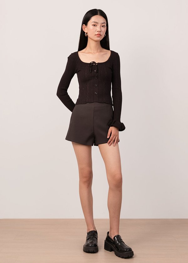 Hearthloom Ribbed Top in Jet Black