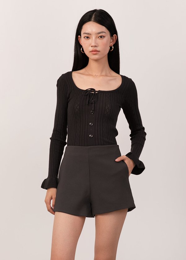 Poise Highwaisted Shorts in Graphite