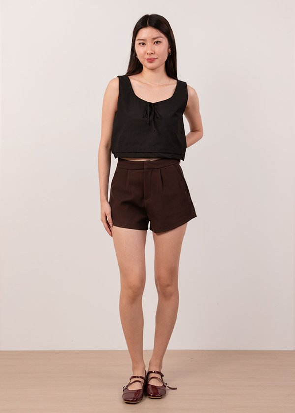 Routine Curved Hem Shorts in Brunette Brown