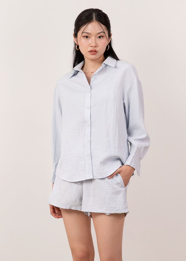 Terra 2 Piece Buttoned Shirt in Soft Blue