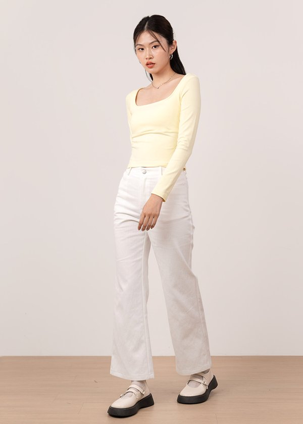 Retroease Mom Jeans in White