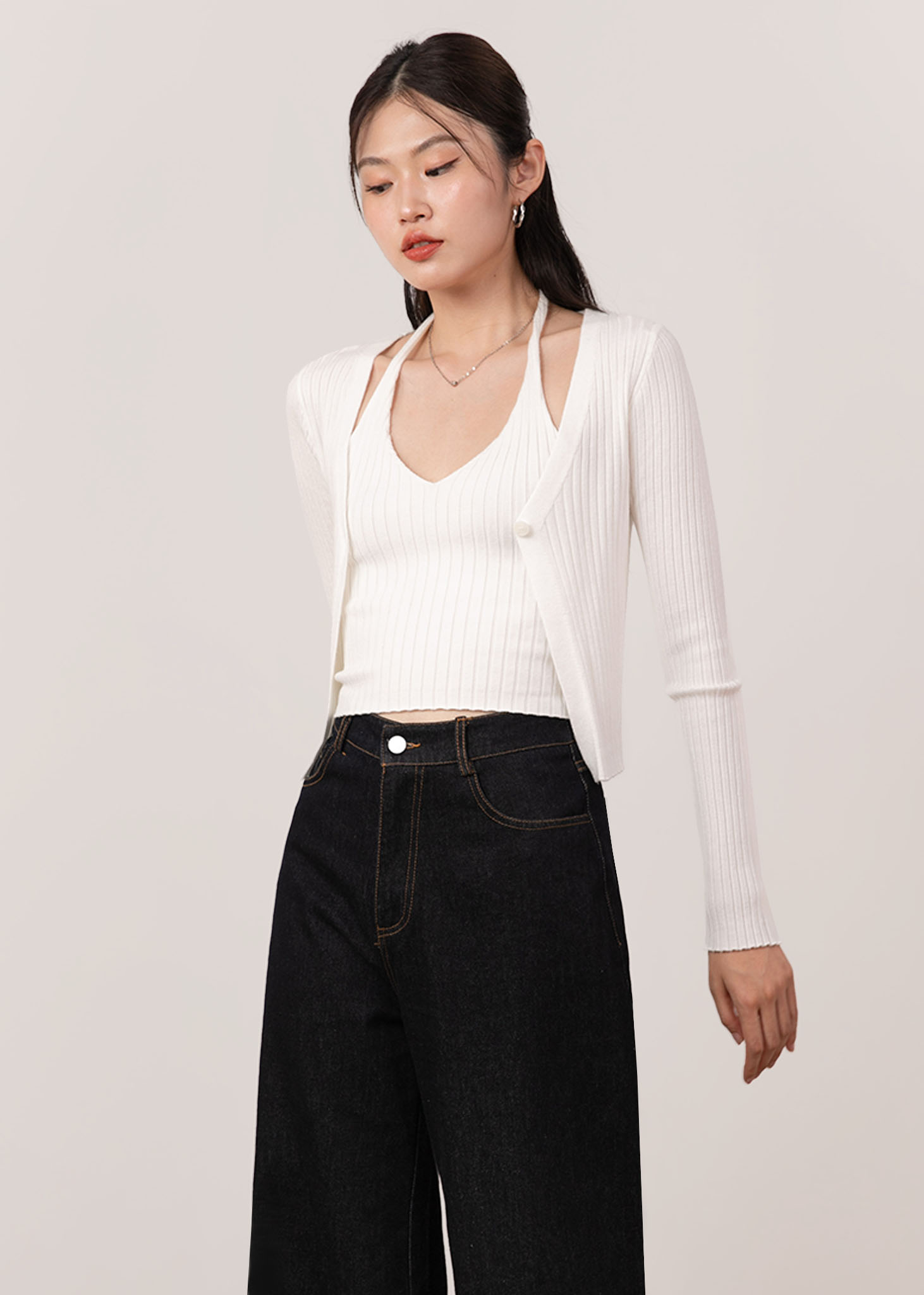 Odette 2 Piece Cardi Set in White | 6STYLE