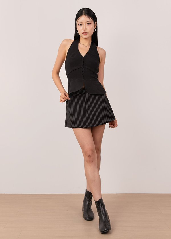 Viper Skorts in Pinstripe Black