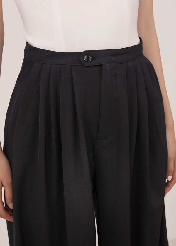 Avenue Wide Leg Pants in Midnight Black