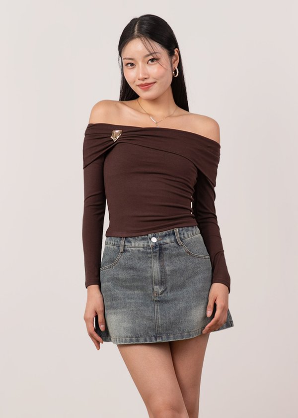 Sorelle Off Shoulder Ruched Top in Brunette Brown