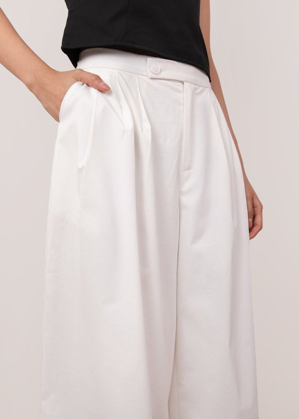 Axis Barrel Pants in White