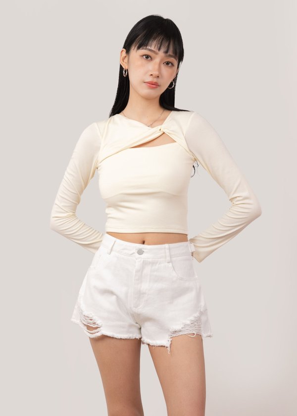 (WHS EXCLUSIVE) The Highwaist Denim Shorts in White