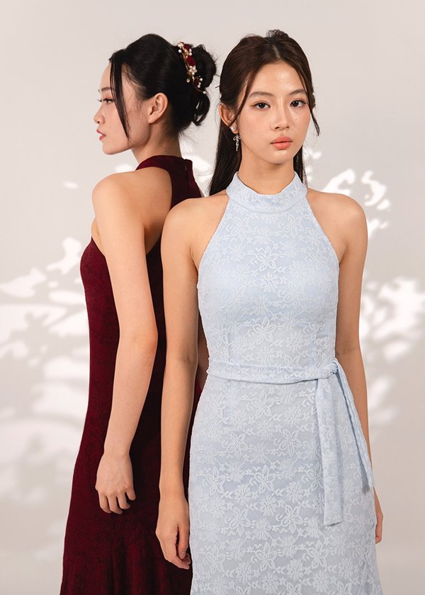 禄 (Lù–Prosperity) Qipao Midi Dress With Rose in Sky Blue