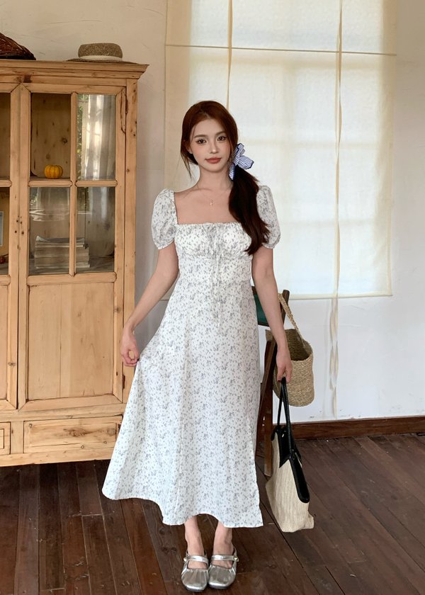 Yeori Puffy Sleeve Midi Dress in White x Lavender Flora Prints
