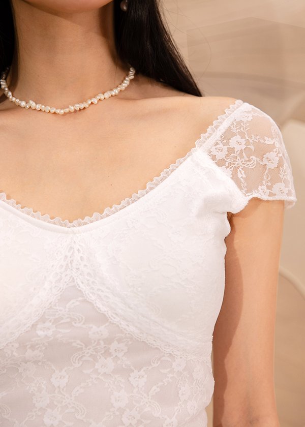 Clio Lace Capped Sleeve Top in White