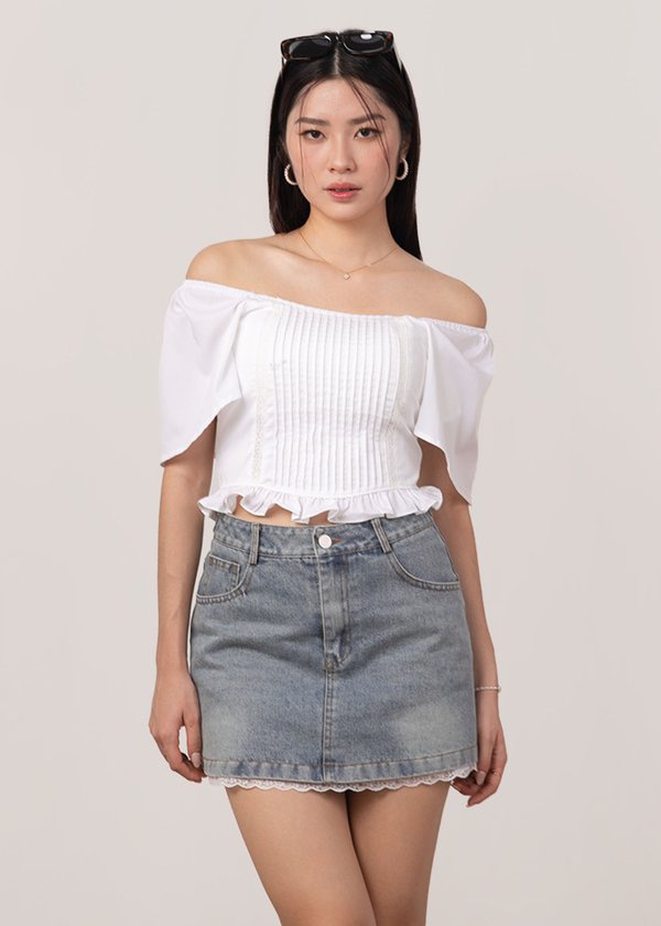 Mistletoe Flutter Sleeves Pleated Top in White