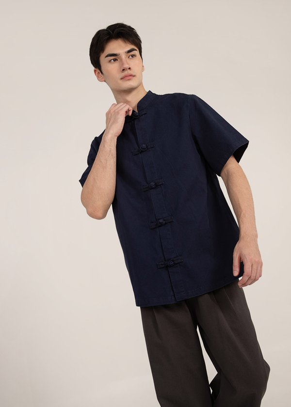 (MEN) 温 (Wēn-Warmth) Denim Top in Navy