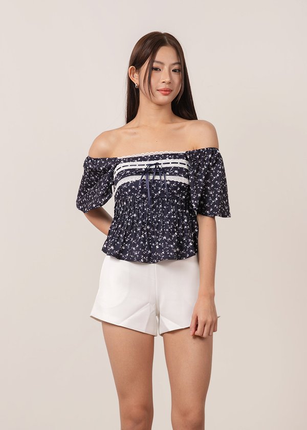 Sugarplum Flutter Sleeve Top in Navy x White Floral Prints