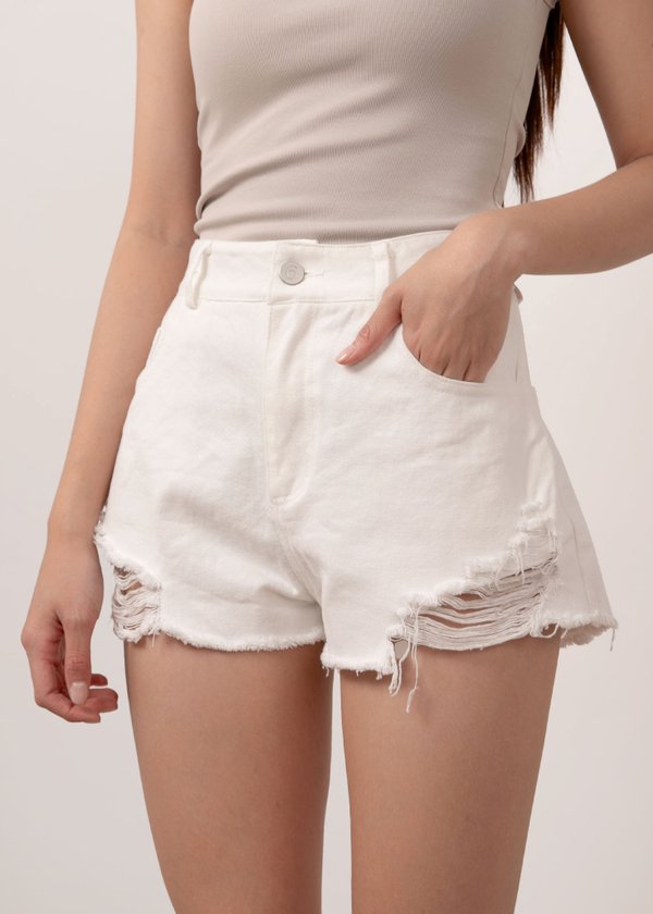 The Highwaist Denim Shorts in White