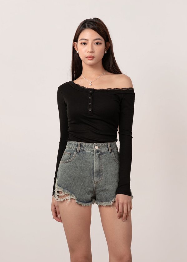 Monique Off Shoulder Top in Black