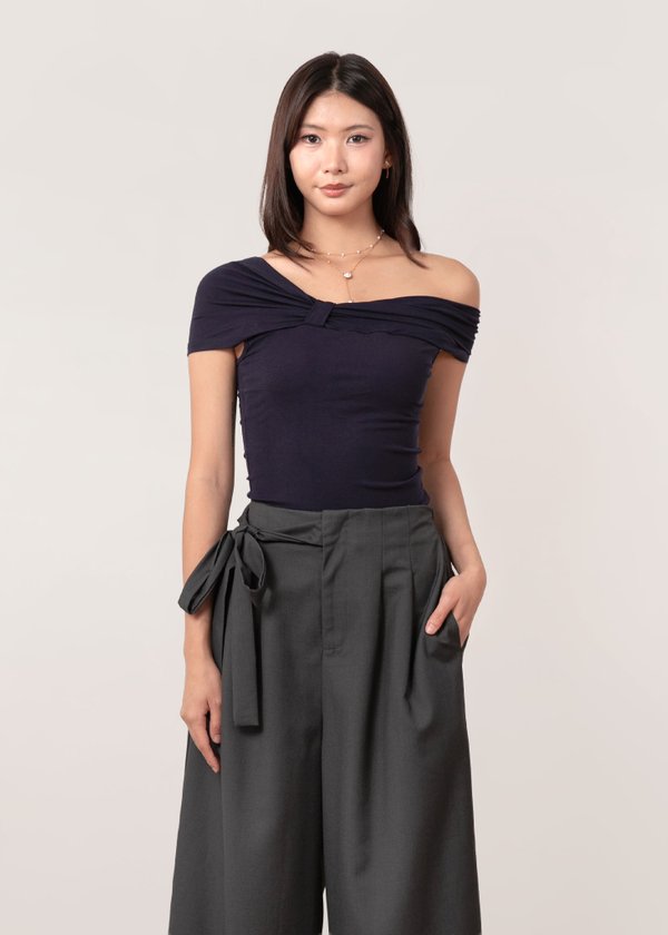 Unfiltered Off Shoulder Top in Navy *US*