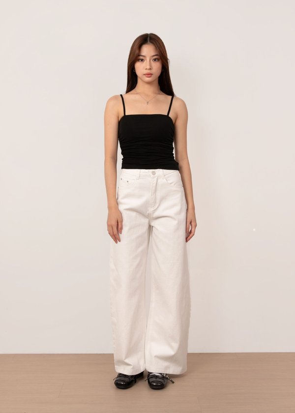 Slouchy Barrel Jeans in White V2