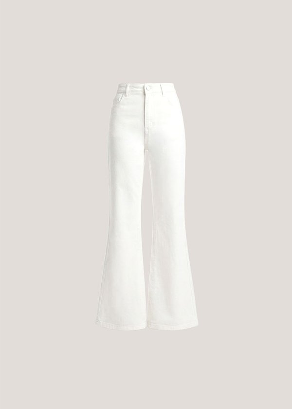 Iconic Highwaisted Bell Jeans in White
