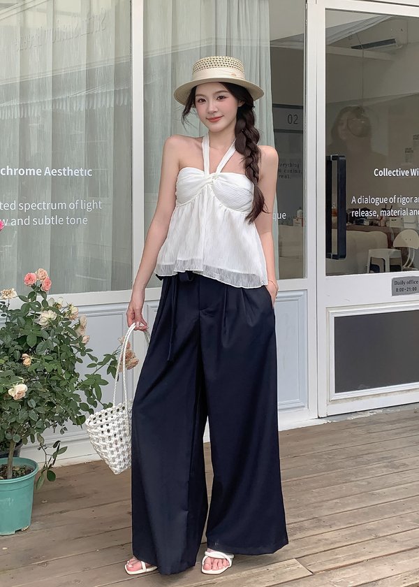 Prestige Highwaisted Pants in Navy