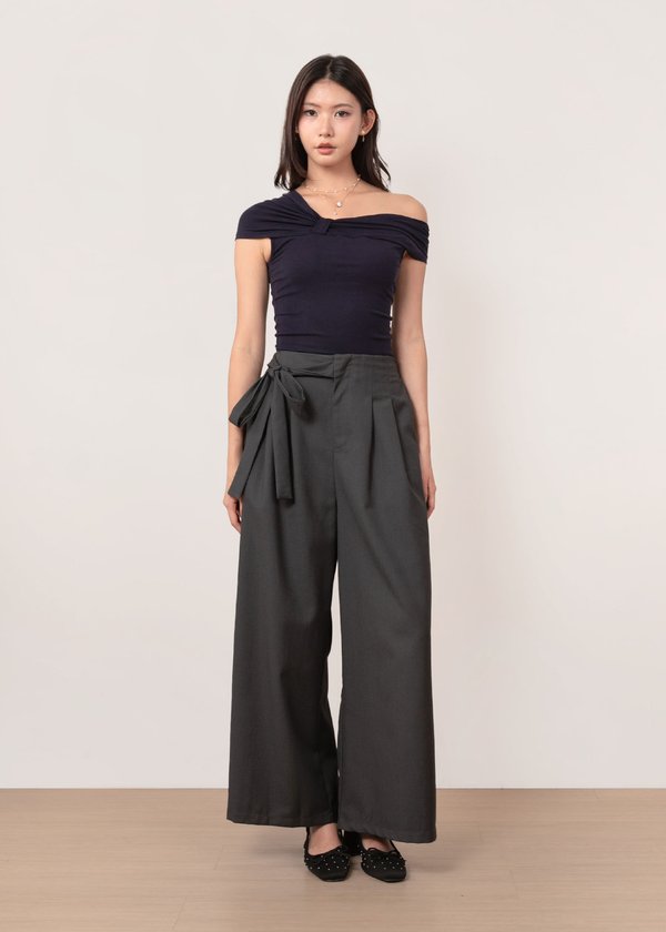 Prestige Highwaisted Pants in Graphite Grey