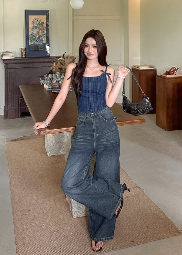 Concrete Straight Cut Denim Jeans in Dark Wash
