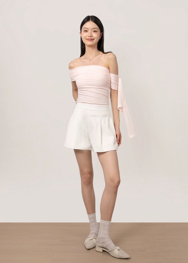 Everyday Highwaist Shorts V3 in White