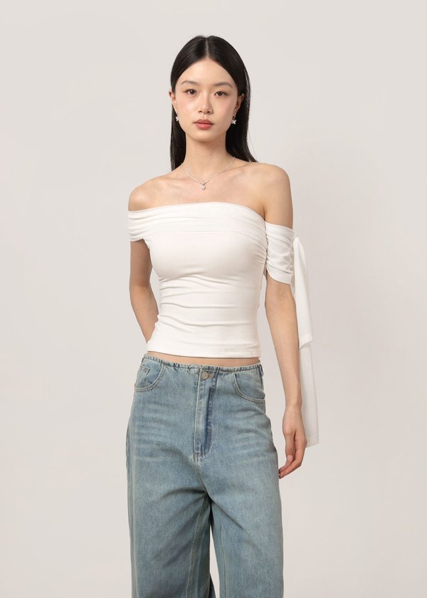Cloudsoft Off Shoulder Top in White *US*
